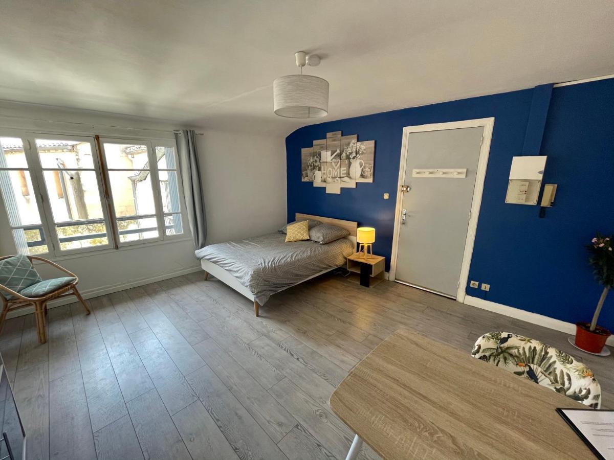 Appartement Entier Moissac Centre 30 M2 Calme Avec Cour Interieure Pour Velos A 50M Du Marche De Муасак Экстерьер фото